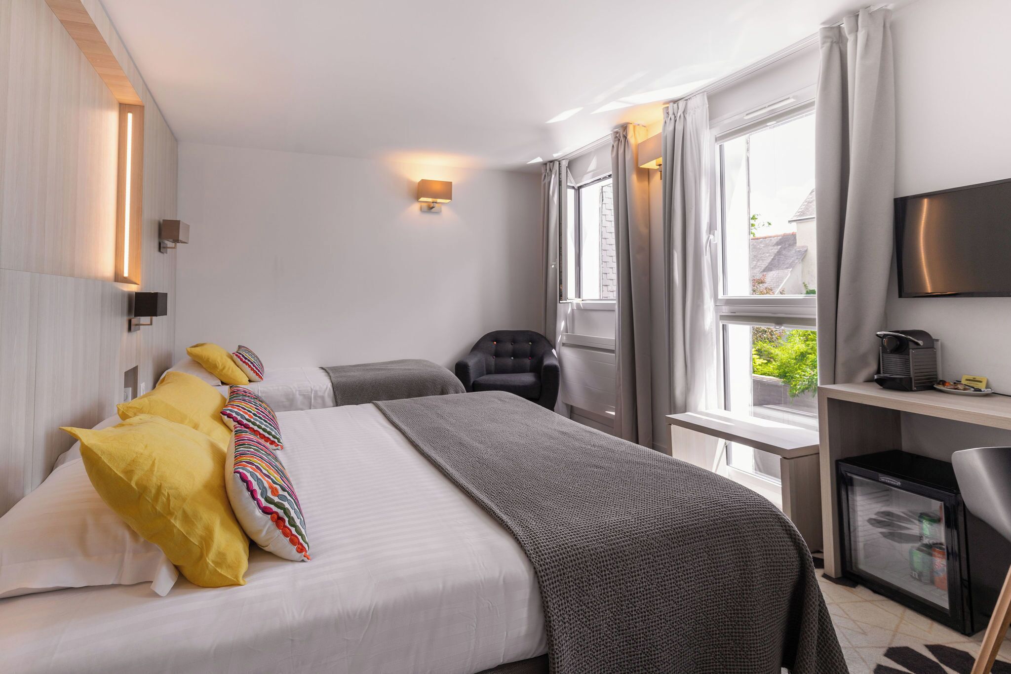 triple room | premium bedding, in-room safe, soundproofing, free wifi