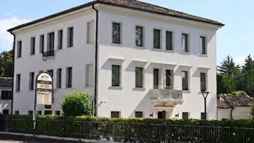 Façade de lâhĂ©bergement