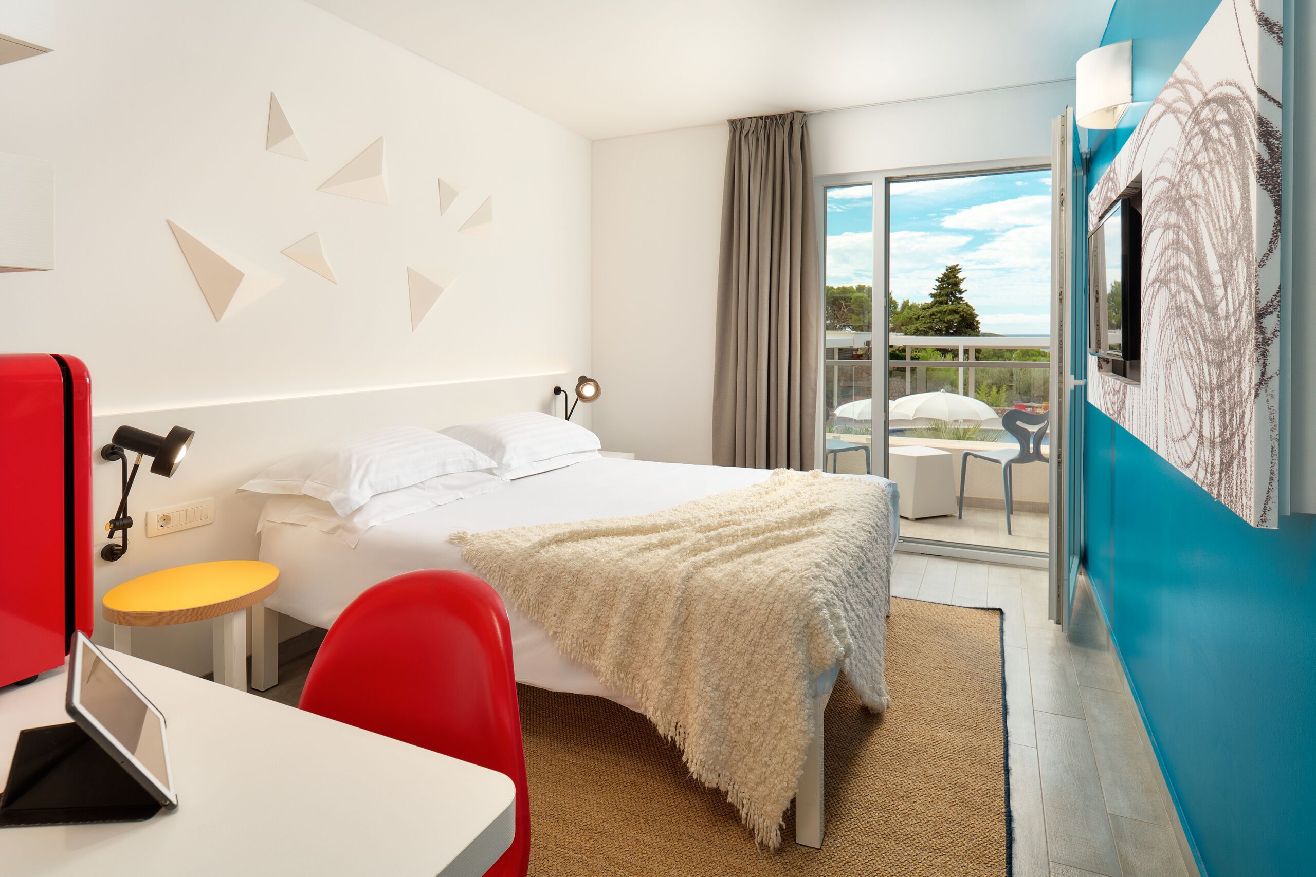 superior double room, balcony, pool view | balcony view