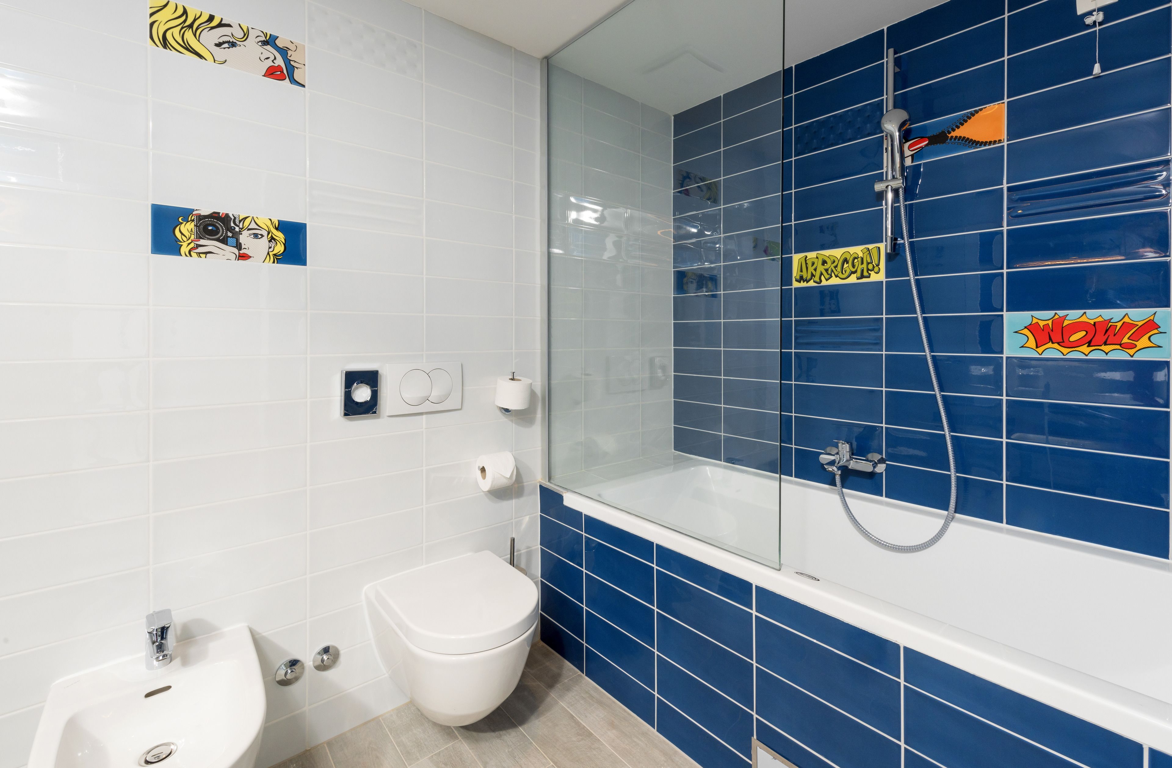 in-room safe, desk, soundproofing, free wifi