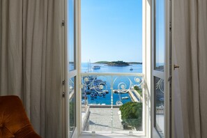 View from room - Palace Elisabeth Hvar Hotel (Hvar)