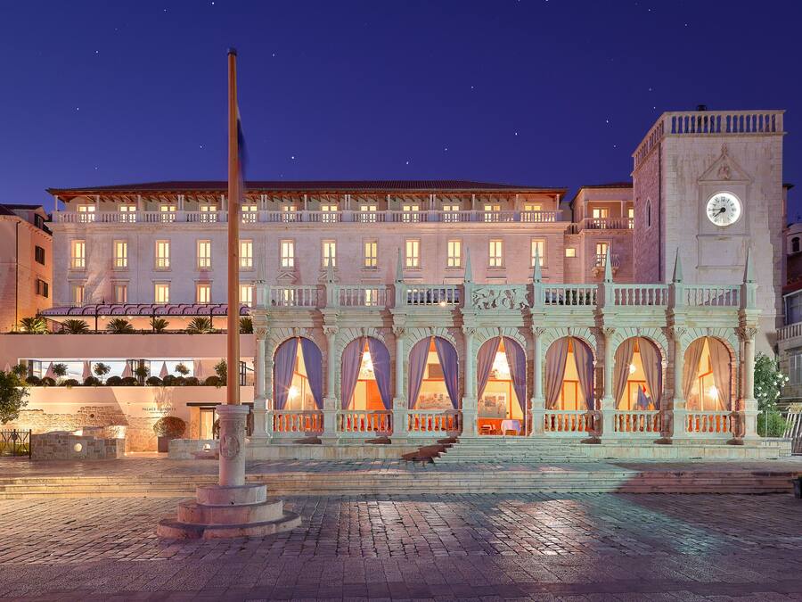 Front of property - evening/night