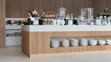 Petit déjeuner buffet compris tous les jours