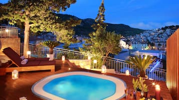 Sundeck