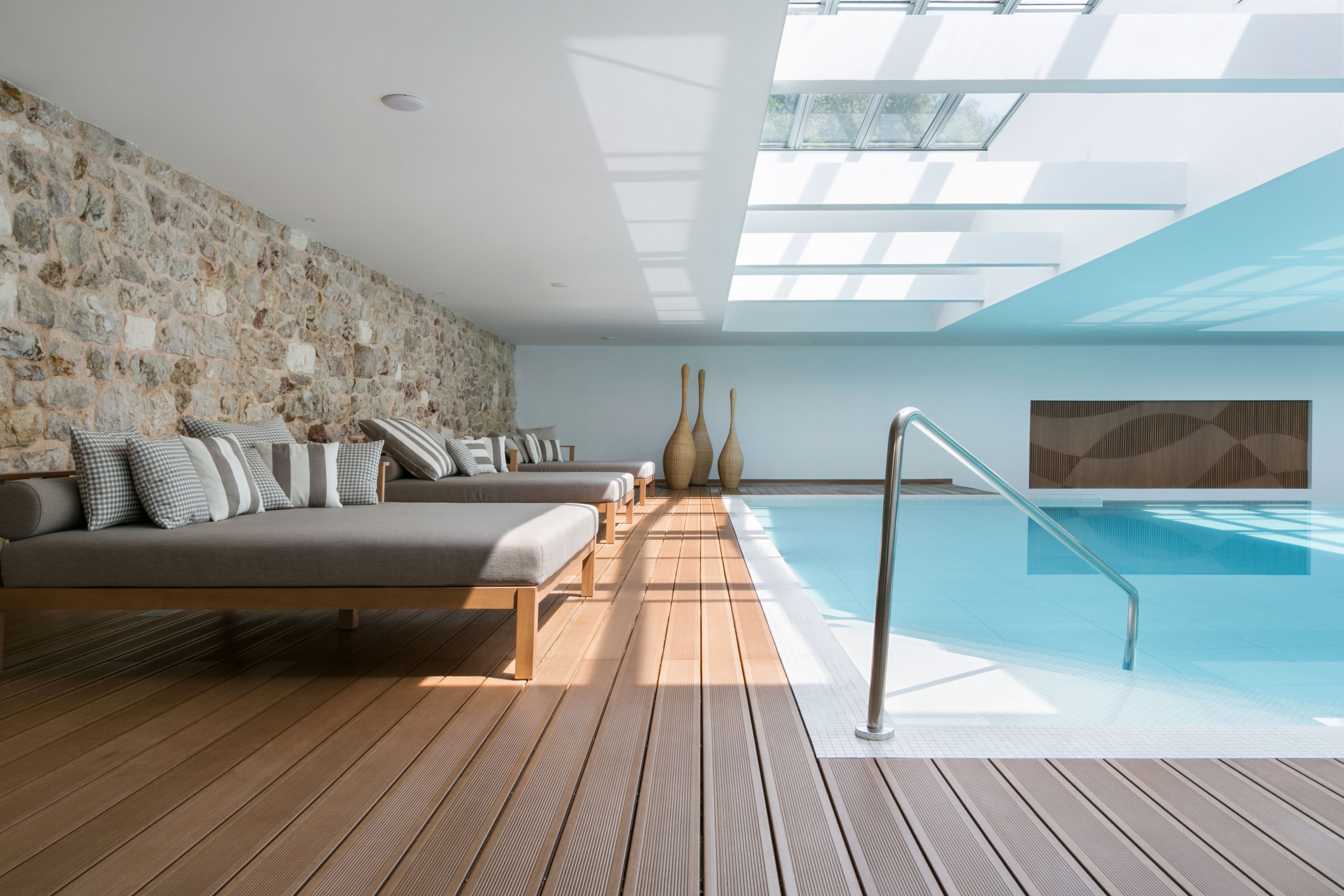 indoor pool, pool loungers