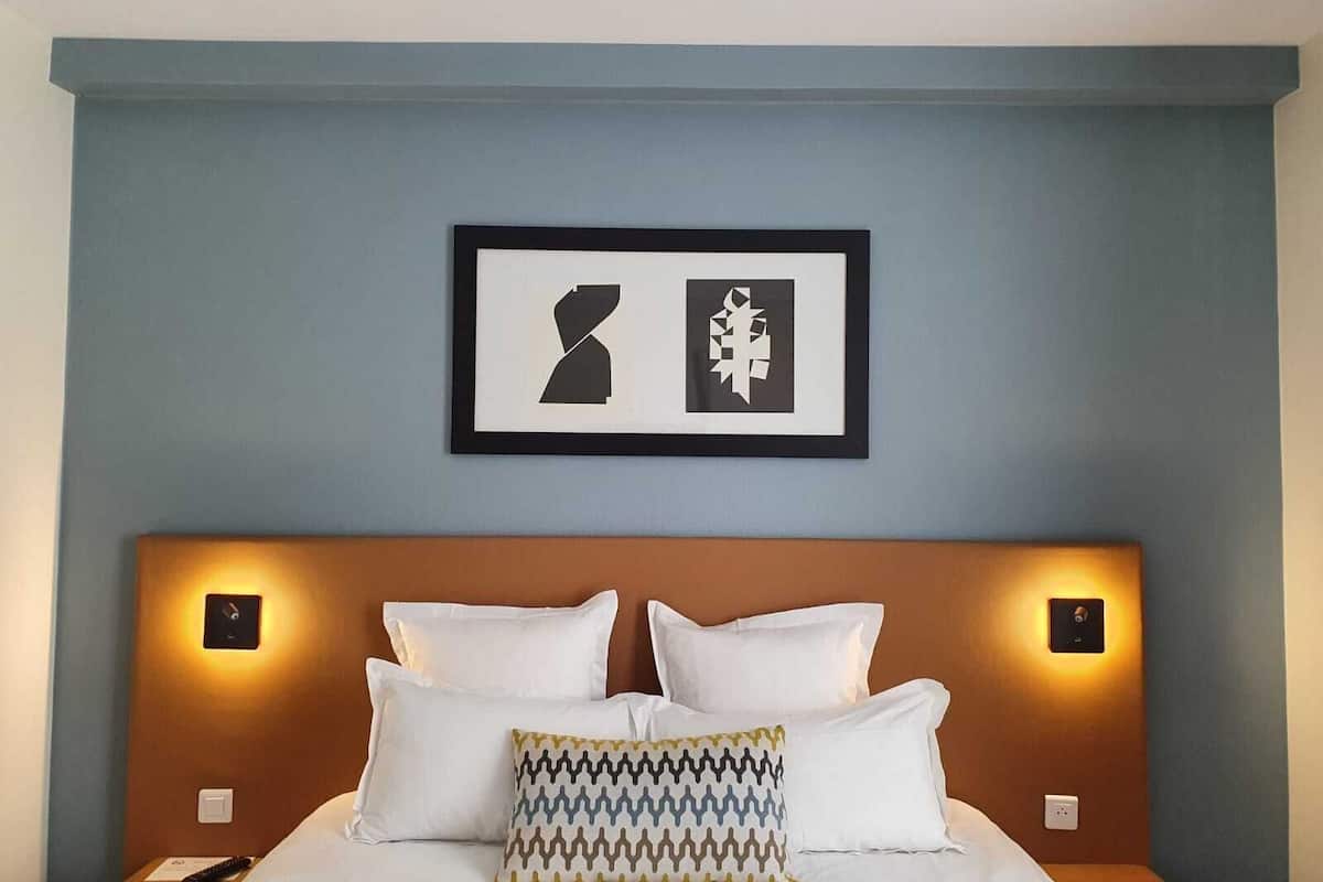 1 bedroom, premium bedding, in-room safe, desk