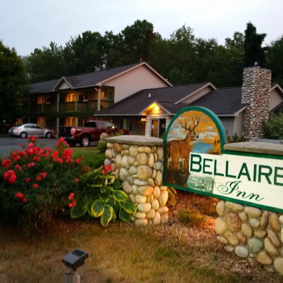 Bellaire Inn