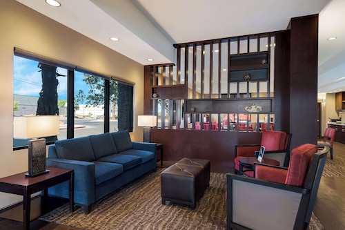 Comfort Inn & Suites Las Vegas - Nellis