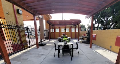 Mission Inn and Suites