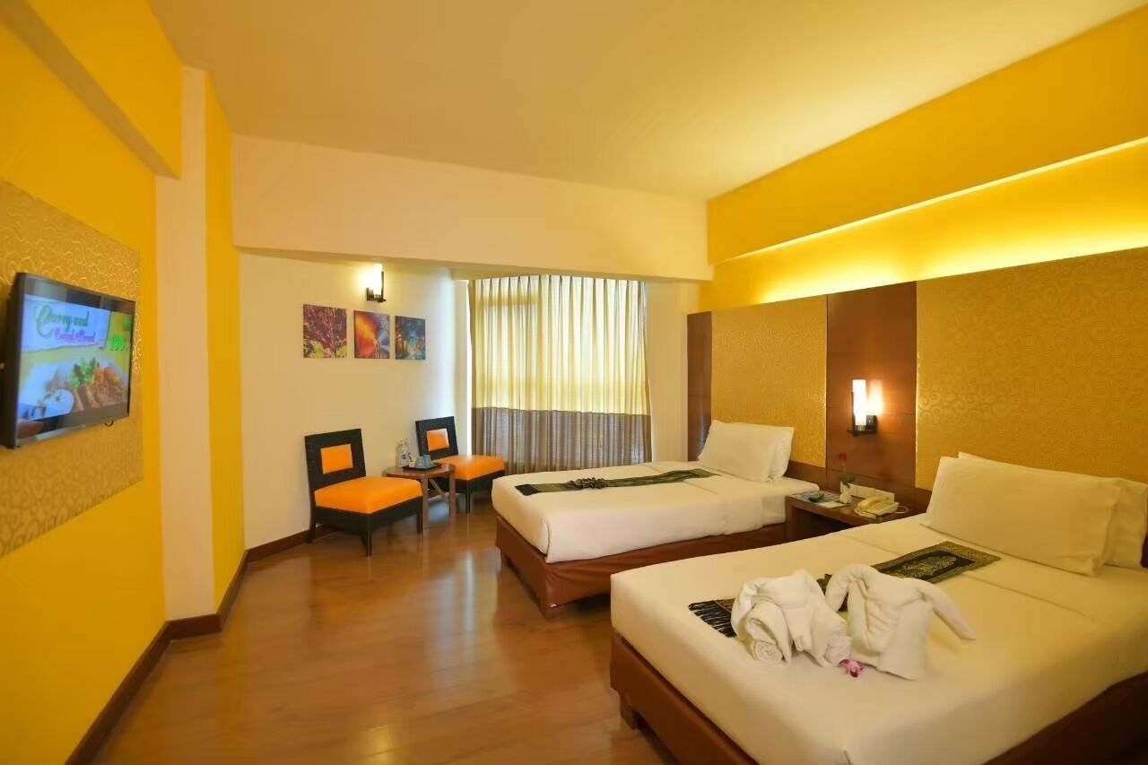 Superior Twin Room, City View | Minibar, in-room safe, desk, blackout curtains