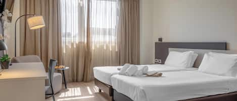 Down comforters, minibar, in-room safe, desk