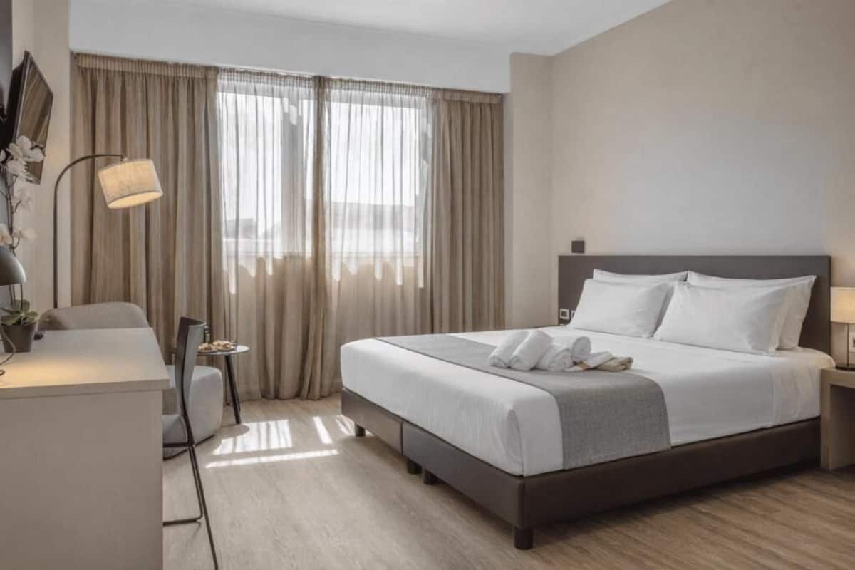 Couette en duvet d'oie, minibar, coffres-forts dans les chambres, bureau