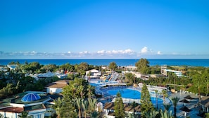 Indoor pool, 4 outdoor pools, free cabanas, pool umbrellas