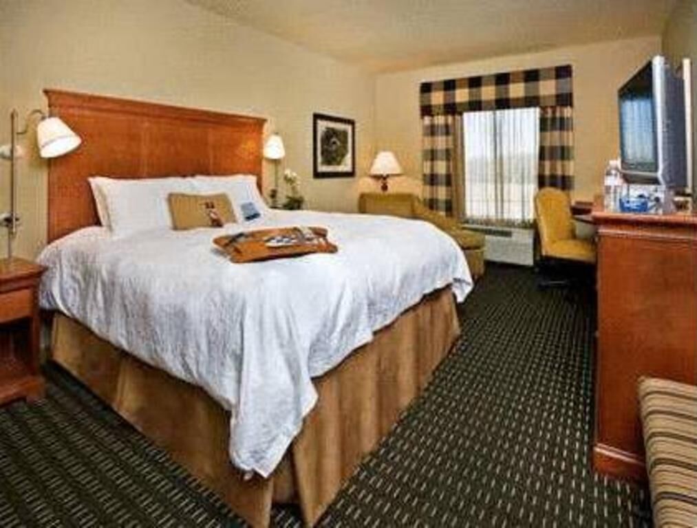 Premium bedding, desk, blackout curtains, iron/ironing board