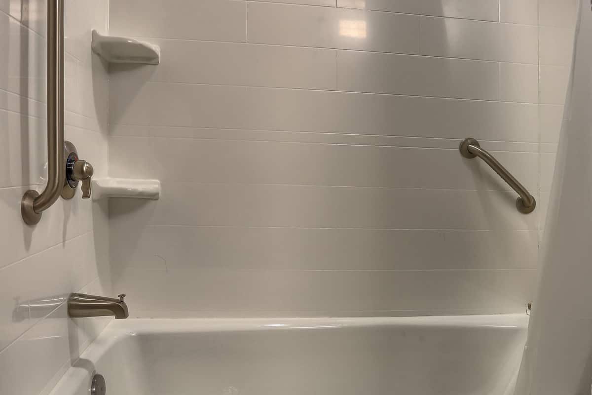 Bathroom shower