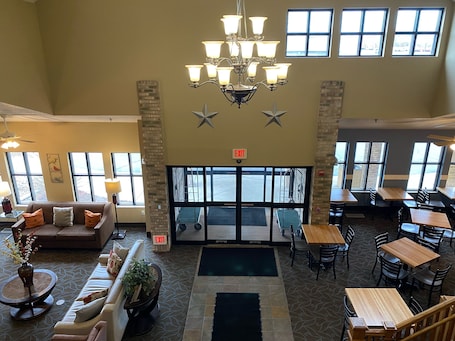 Recepción. AmericInn by Wyndham Greenville