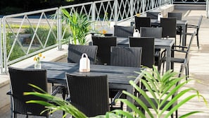 Terrace/patio - Hotel Juelsminde Strand (Juelsminde)