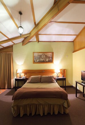 In-room safe, free WiFi, bed sheets - El Puma Hotel (Cusco)