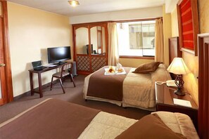 In-room safe, free WiFi, bed sheets - El Puma Hotel (Cusco)