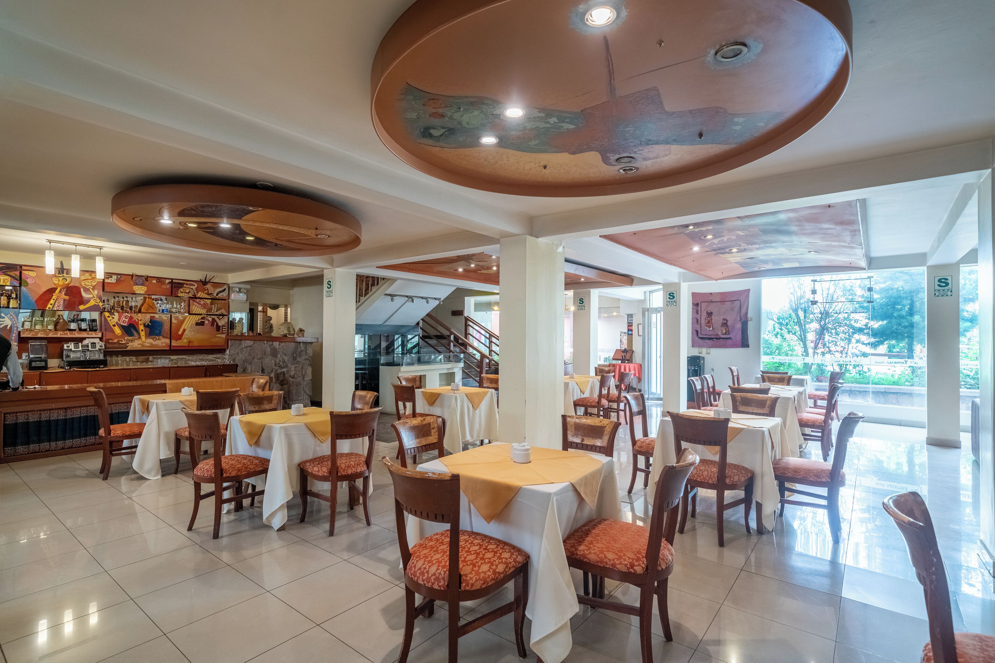 breakfast, lunch, dinner served; international cuisine, garden views