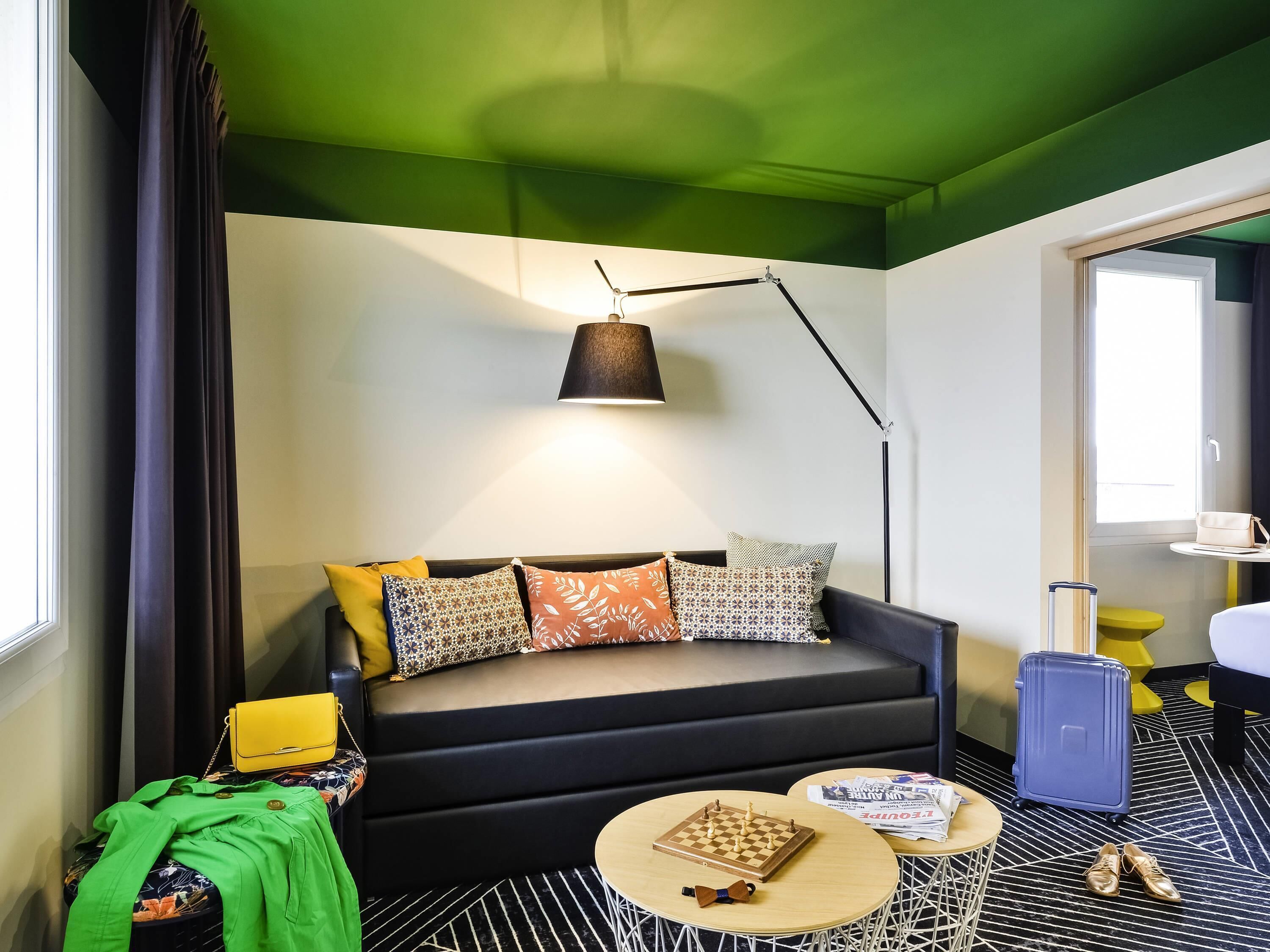 Family Room, Multiple Beds