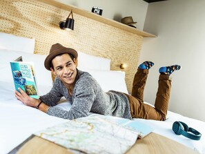 Standard Double Room, 1 Double Bed | 1 bedroom, premium bedding, desk, blackout drapes