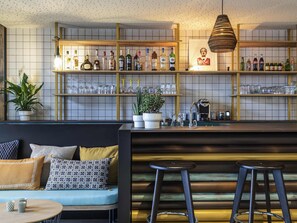 酒吧（店内）