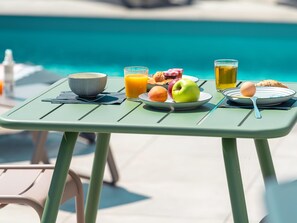 Free daily buffet breakfast  - ibis Styles Lyon Meyzieu Arena Stadium (Meyzieu)