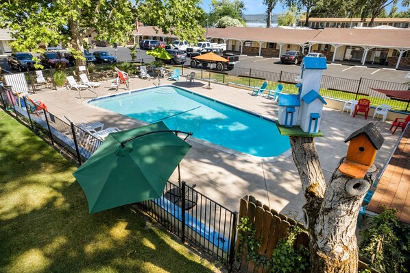 Seasonal outdoor pool