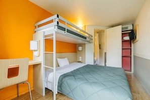Standard Room, Multiple Beds (1 Double and 1 Single bed) | Desk, laptop workspace, blackout drapes, iron/ironing board - Premiere Classe Beauvais (Beauvais)