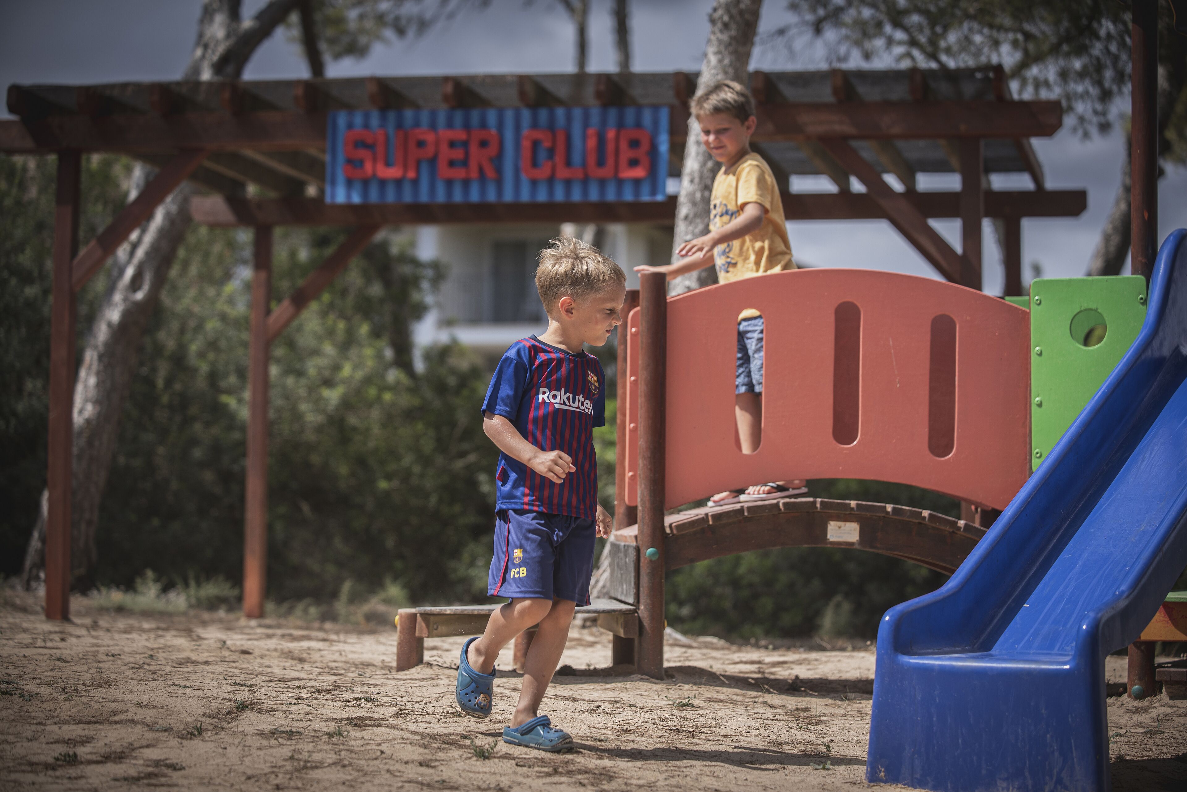 children’s play area – outdoor