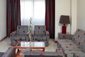 22-Zoll-LCD-Fernseher mit Digitalempfang, Fernseher