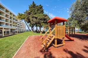 Children's play area - outdoor