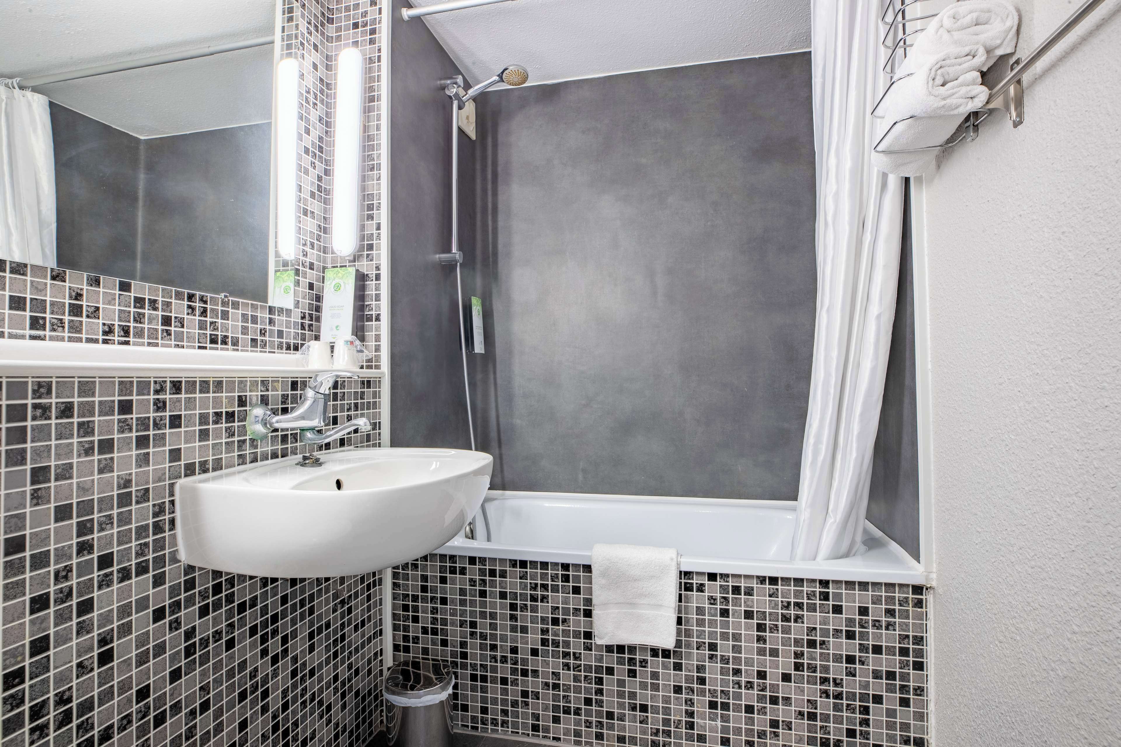 Foto - Kyriad Valenciennes Sud - Rouvignies