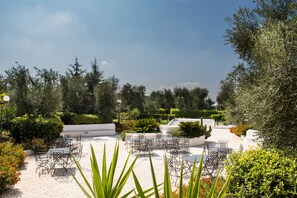 Property grounds - Giardino degli Ulivi Resort (Trinitapoli)