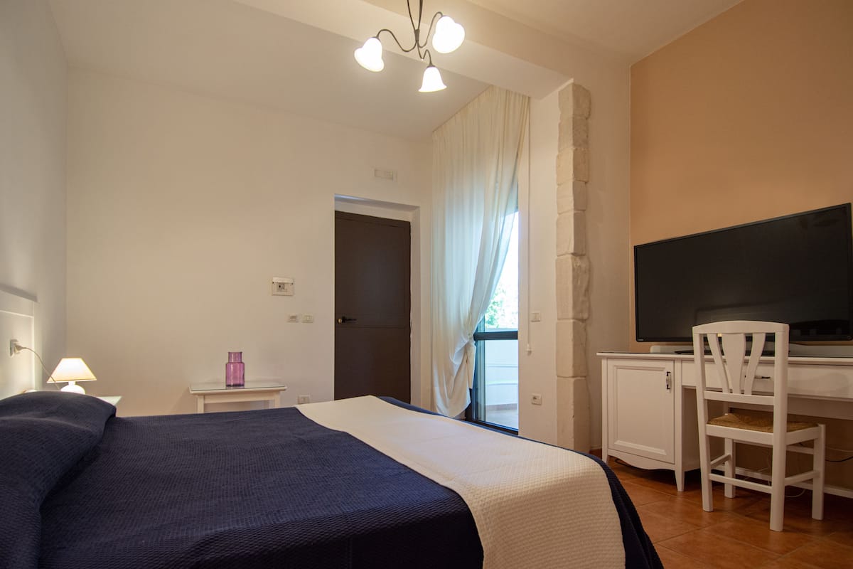 Literie de qualité supérieure, bureau, chambres insonorisées