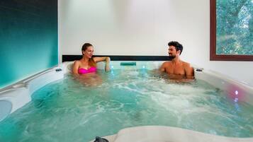 Bagno turco/hammam, sale per trattamenti e massaggi, massaggi