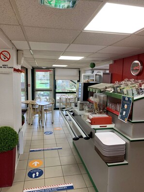 Restaurant - Premiere Classe Orléans Nord - Saran (Saran)