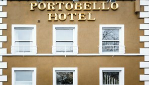 Exterior detail - Portobello Hotel (Dublin)