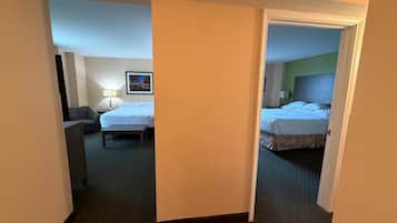 Premium bedding, pillowtop beds, in-room safe, desk