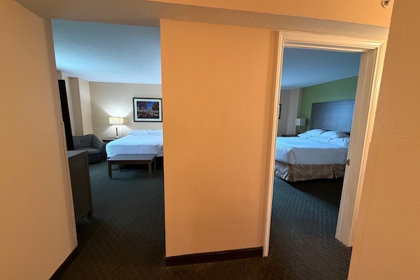 Premium bedding, pillowtop beds, in-room safe, desk