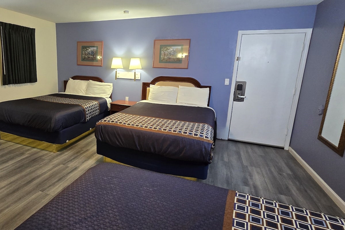 Suite, Multiple Beds, Non Smoking | Down comforters, individually decorated, individually furnished, desk