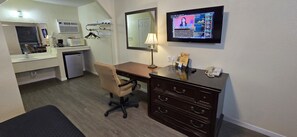 ألحفة محشوة بالريش وبديكورات فريدة لكل غرفة وطراز فريد لكل وحدة ومكتب