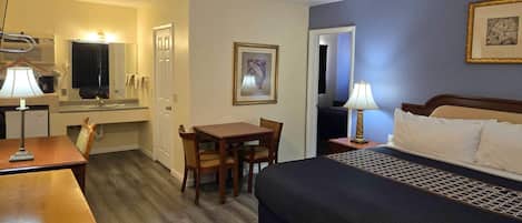 Suite, Multiple Beds, Non Smoking