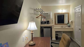 Standard Room, 1 King Bed, Non Smoking | Down comforters, individually decorated, individually furnished, desk