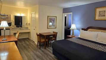 Suite, Multiple Beds, Non Smoking