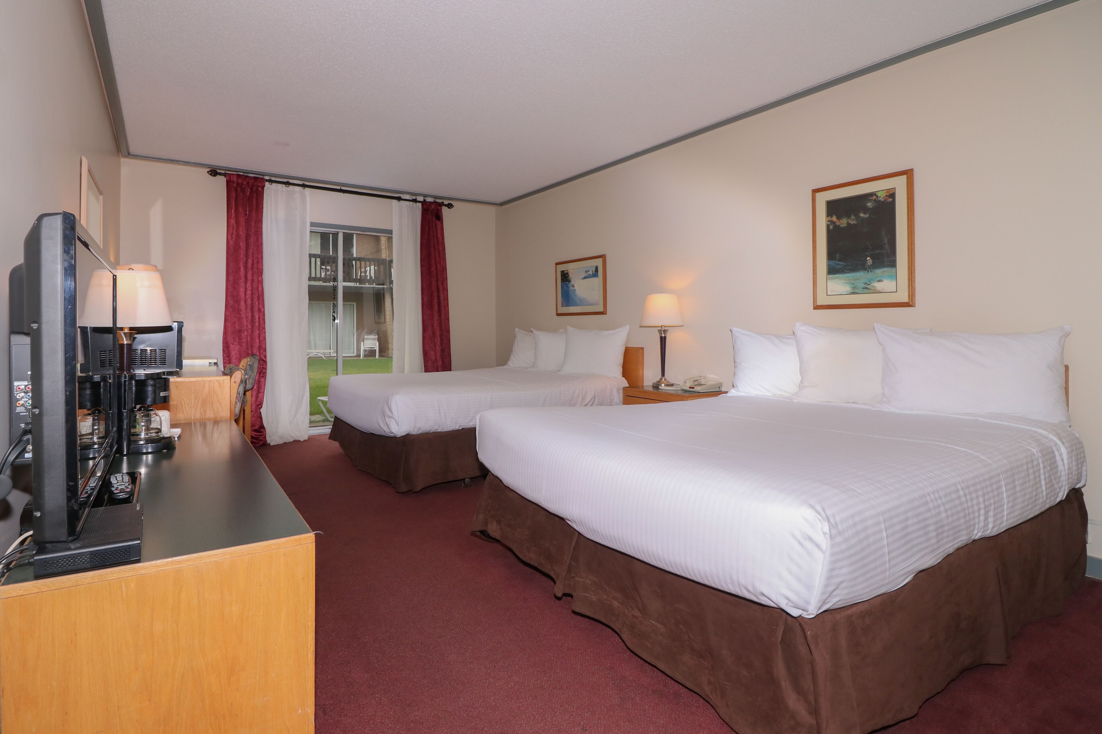 Divya Sutra Plaza and Conference Centre, Vernon, BC Reviews, Deals & Photos 2024 Expedia.ca