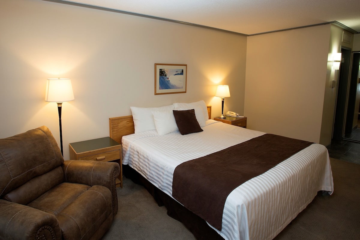 1 bedroom, desk, blackout drapes, iron/ironing board