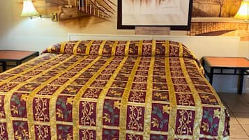 Iron/ironing board, free WiFi, bed sheets, alarm clocks