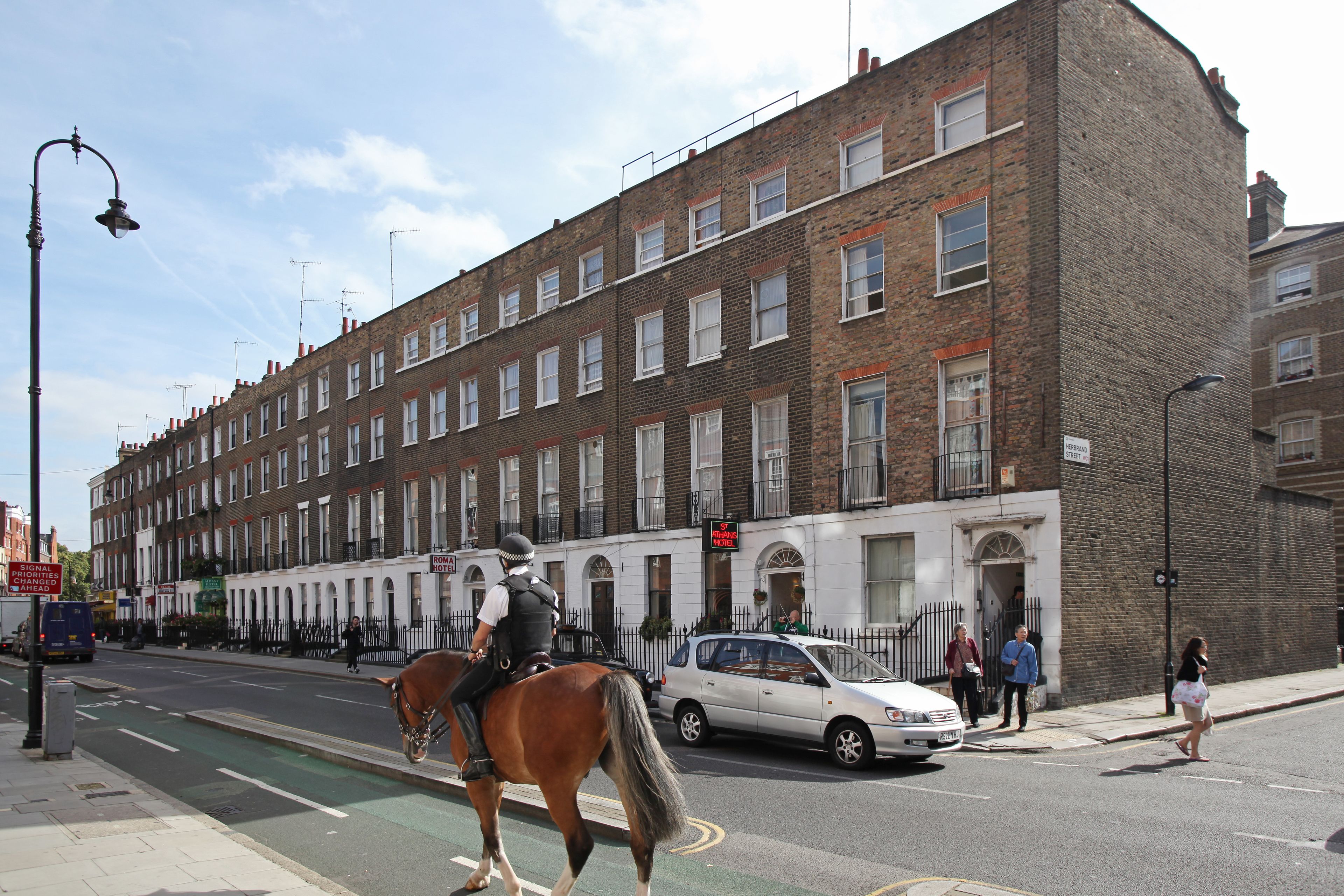 Photo - St Athans Hotel